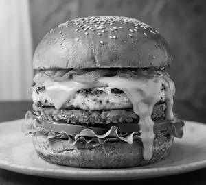 Royal Italian Spl Burger