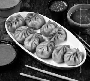 Paneer fried momos