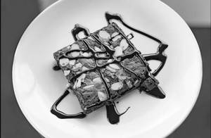Hot Almond Fudge