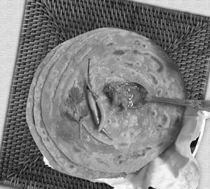 Achari Paratha