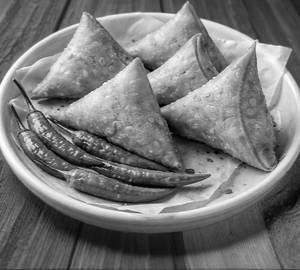 Samosa 5 Pcs
