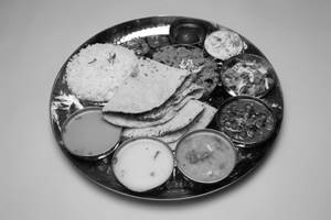 Jhunka Bhakri Thali