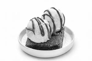 Nutella Cookie Slab Ice Cream Sundae