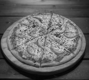 Onion Pizza