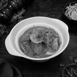 Murgh Aur Mirch Ki Nazakath