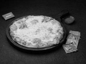 Double Cheese Pizza