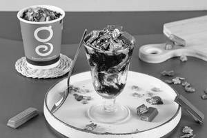 Kit-kat Sundae