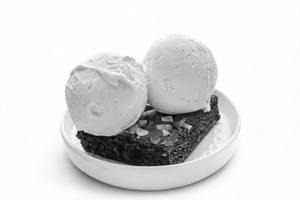 Brownie W/ Ice Cream