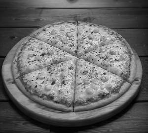 Corn And Cheese Pizza