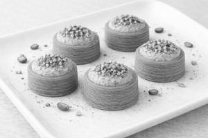 Rasmalai Pistachio Oshe Bul Bul Kunafa Baklava