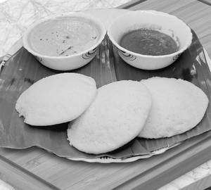 Steamed Idli [3 Pieces]