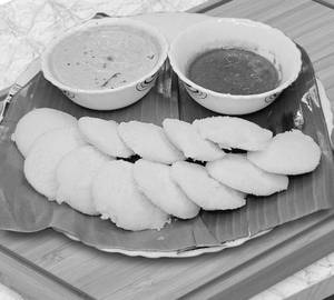 Chitti Idli [12 Pieces]