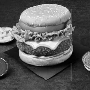 Pub g chilli burger