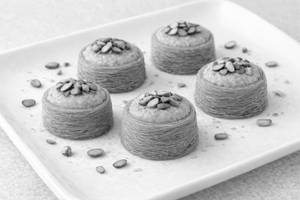 Mawa Malai Oshe Bul Bul Kunafa Baklava