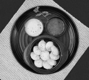 Button Podi Idli [10 Pieces]