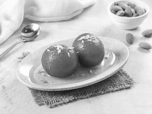 Gulab Jamun (2pcs)