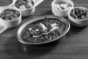 Chicken Saag                                      