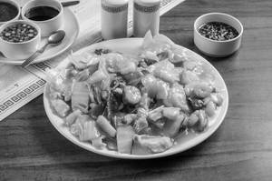 Mixed Chowmein Gravy Noodles