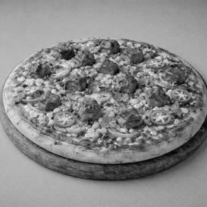 Barbeque chicken pizza