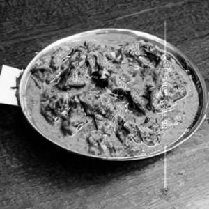 Sikki Saag Makai