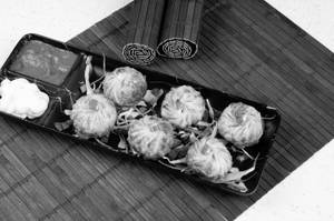 Veg Kurkure Momos [6 PCS]