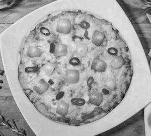 Onion Pizza