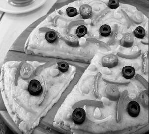 Wheat Lover Pizza Large Size 13 Inches
