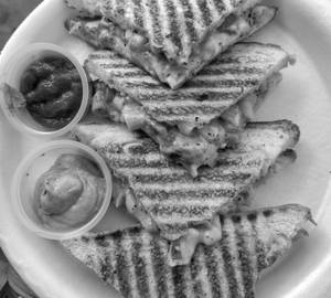 Veg Grilled Sandwich