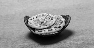 Paneer Stuffed Naan