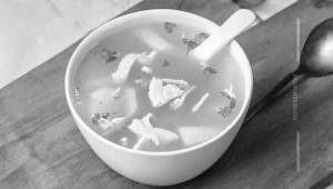 Chicken clear soup
