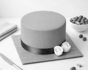 Choco Hazelnut Cake [700gm]