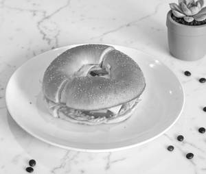 bagel breakfast sandwich