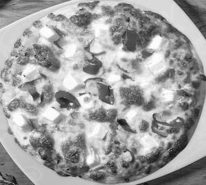 Spicy Paneer Pizza