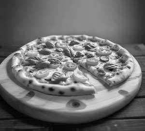 Mix veg farm pizza