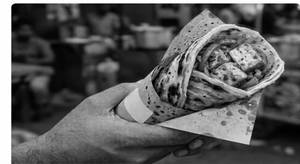Single Achaari Paneer Roll