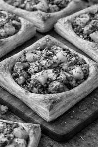 Bbq Pineapple 'n' Chicken Puff