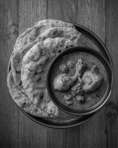 Roti 3 Pcs With Half Chicken Curry