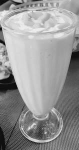 Alphonso Mango Milk Shake[ss]