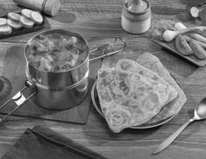 Chicken Tikka Curry - PARATHA Meal