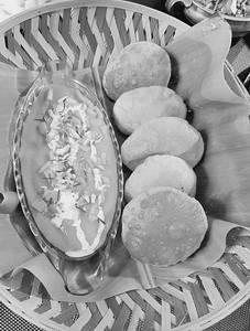 Aamras With Puri[SS]