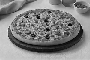 Spicy Delight Pizza