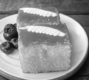 Honey cake