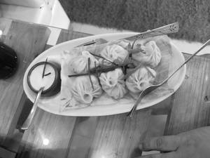 Classic Steamed Chicken Momos
