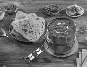 Dal Makhani - PARATHA Meal