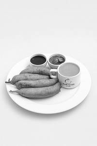Irani Chai With Miarapakaya Bhaji 4pcs,+4cups