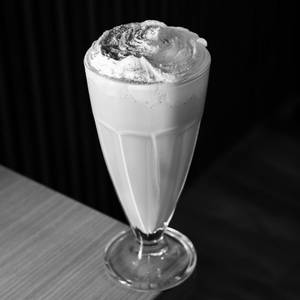 Zen Vanilla Matcha Shake