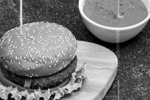 Veg Chilli Garlic Burger