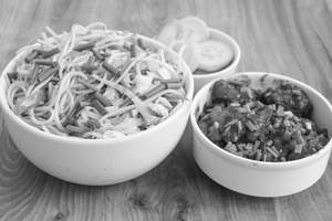 Veg Manchurian With Veg Noodles