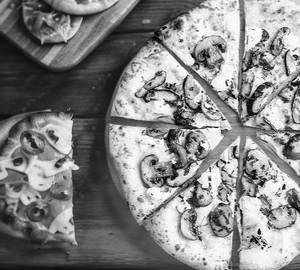 Cheese Mushroom Pizza