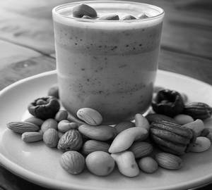 Mix Dry Fruit Shake